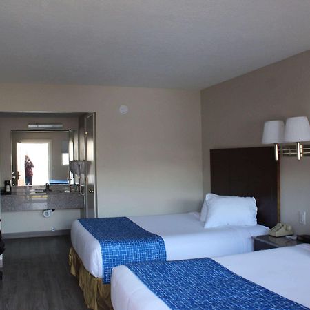 Travelodge By Wyndham Cedar City Extérieur photo